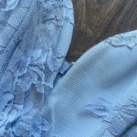 ✨HP✨ Zimmerman Blue Lace Plunge Dress